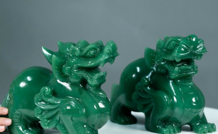 Vật Phẩm Phong Thủy Mệnh Mộc: Lựa Chọn Cho May Mắn Cá Nhân 4 Ý nghĩa phong thủy của màu sắc, chất liệu